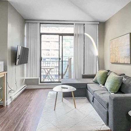 Top Floor Unit On Granville Strip Yaletown Area Vancouver Exterior photo
